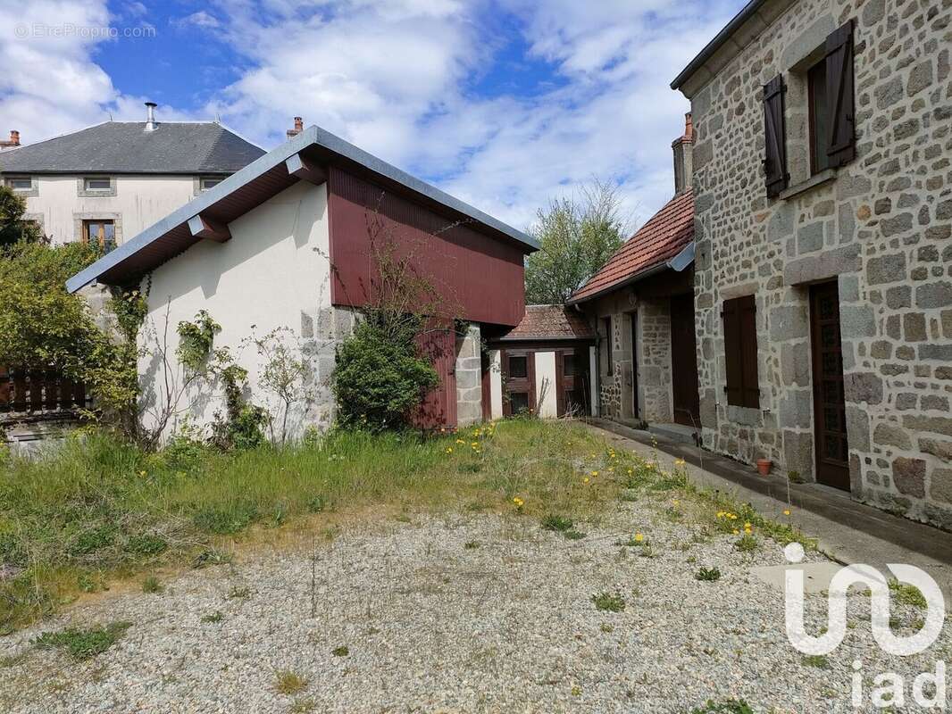Photo 3 - Maison à CHAMPAGNAT