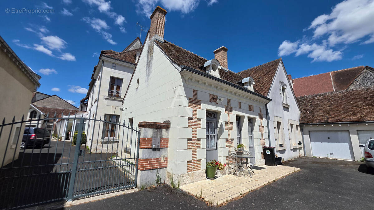 Appartement à SELLES-SUR-CHER
