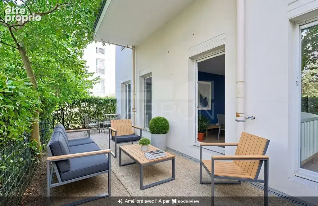 Appartement à LYON-8E