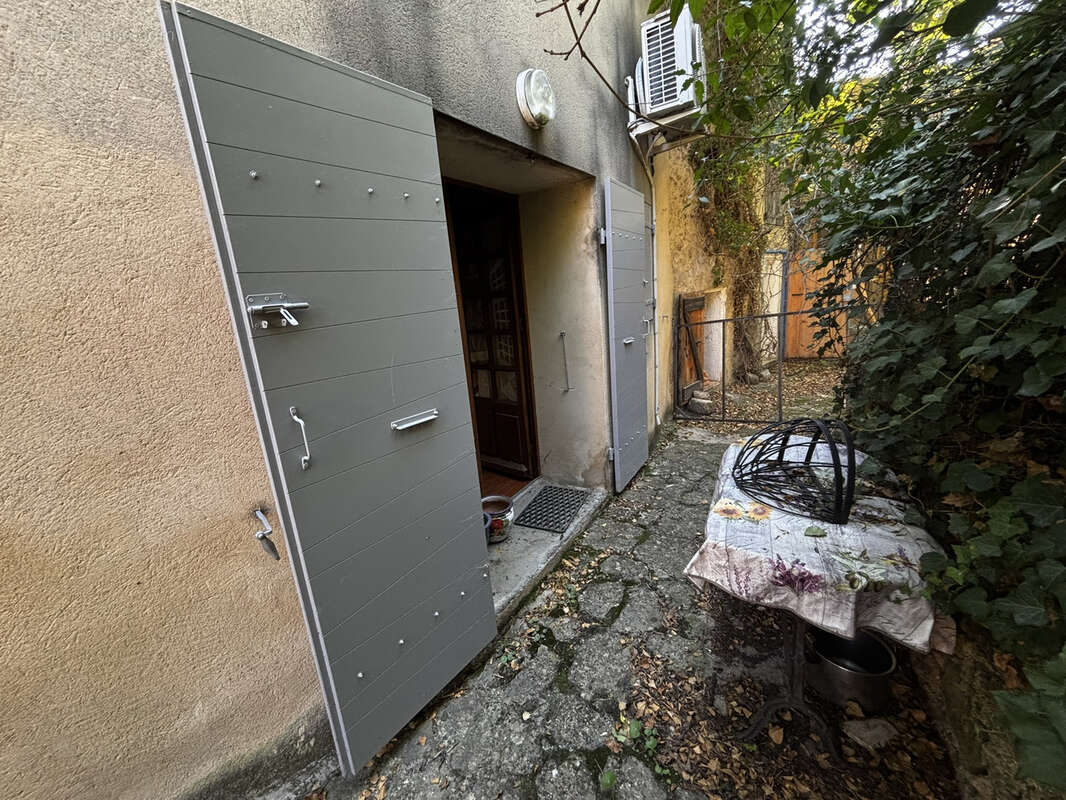 Maison à MALAUCENE