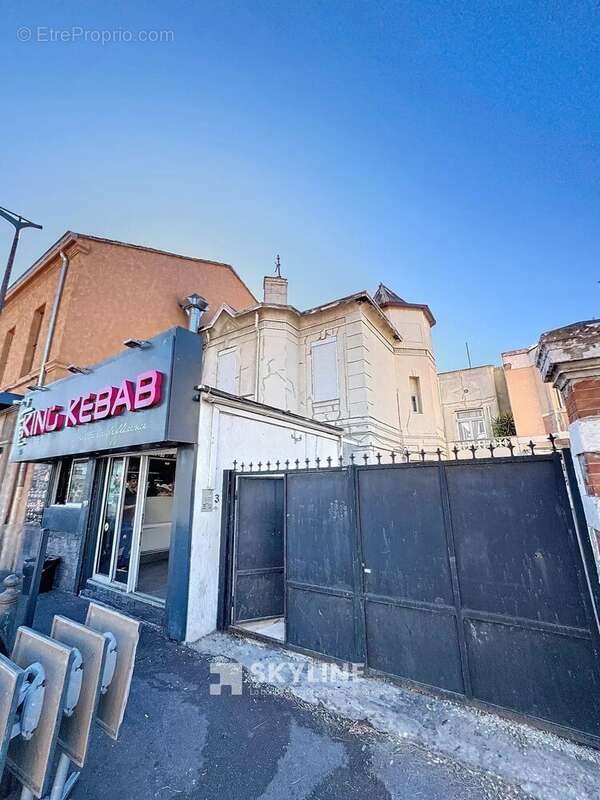 Appartement à MARSEILLE-8E