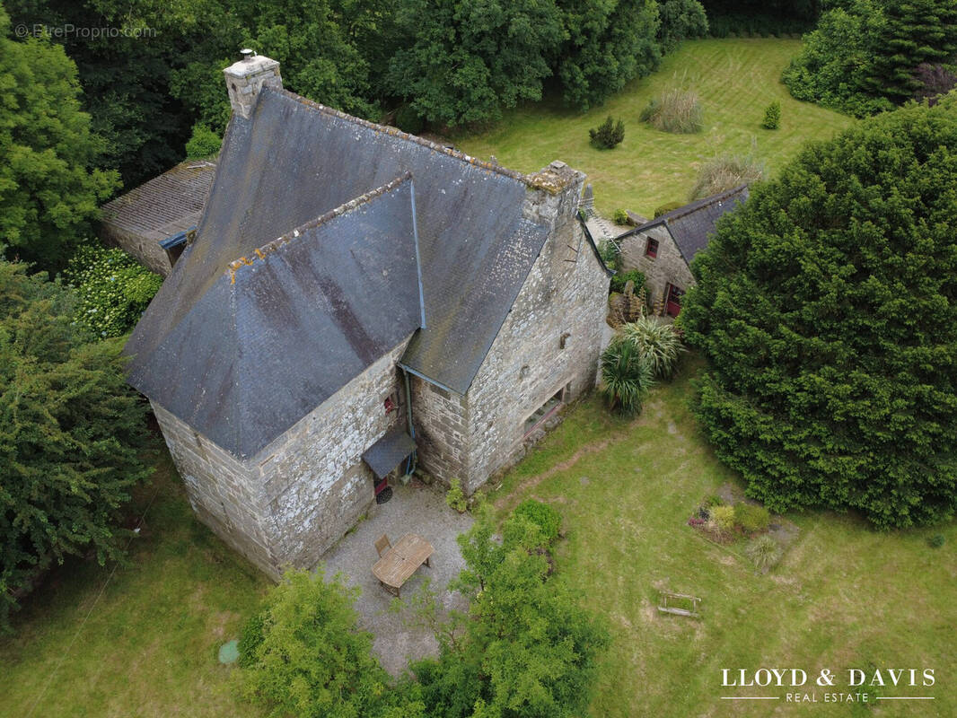 Autre à KERGRIST-MOELOU