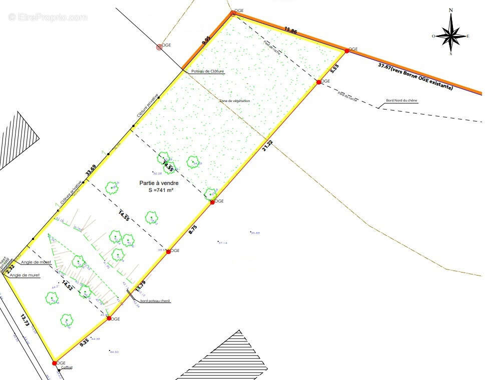 Terrain à SAINT-AVE