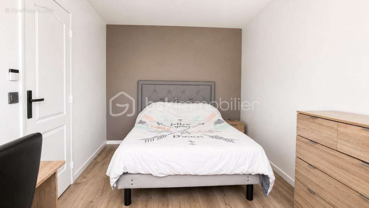T4 coup de cœur – lumineux, 2 balcons et parking privatif - photo 11