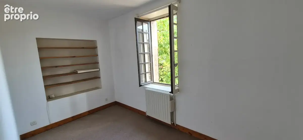 Corps de Ferme de 340 m2, avec plusieurs maisons indépendantes et 200 m2 de dépendances - photo 38