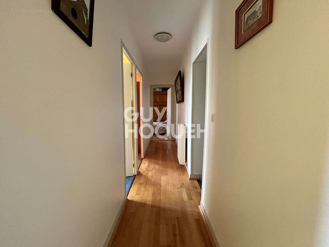 Maison à LE MESNIL-GUILLAUME