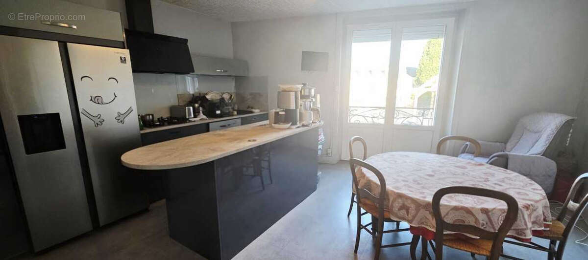 Maison à ARNAC-POMPADOUR