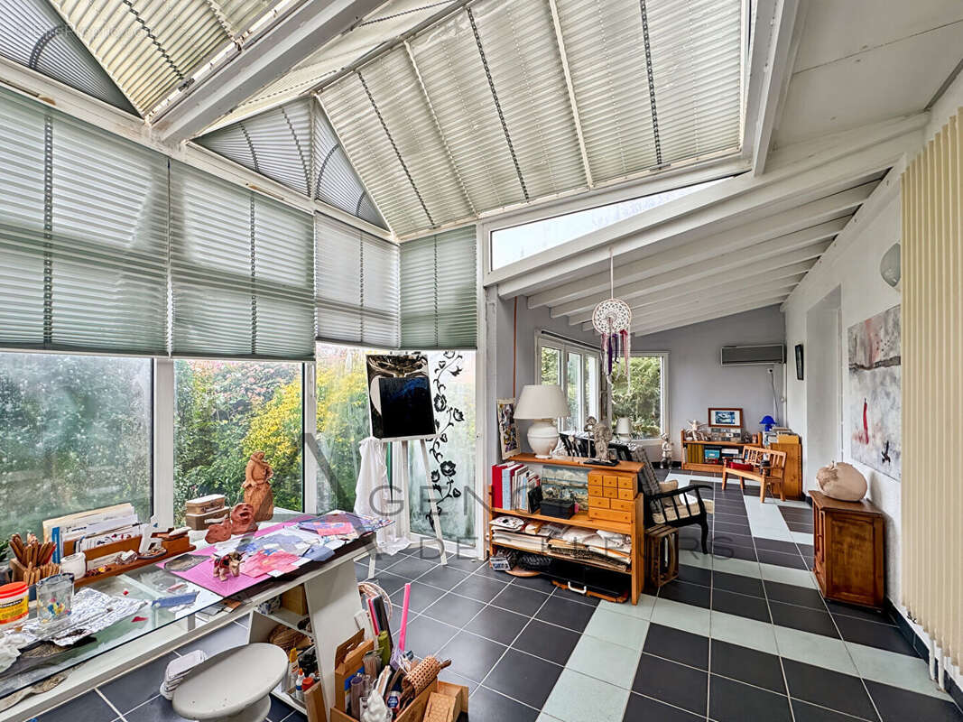 Maison à SAINT-PIERRE-DES-FLEURS