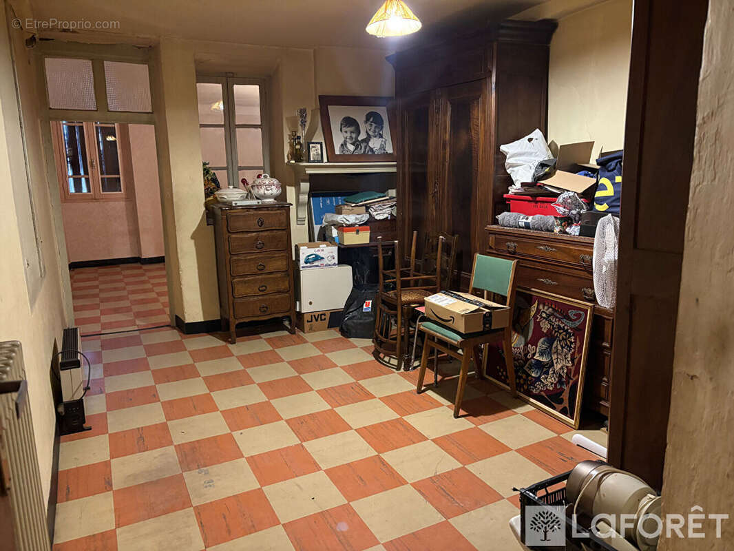Villefranche-de-Conflent  - Maison de caractère de 164 m² habitables - photo 11