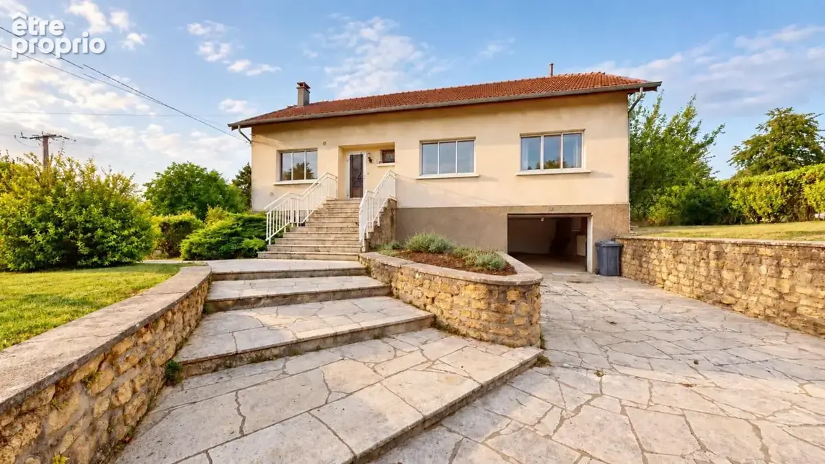 Maison à CHARENCY-VEZIN