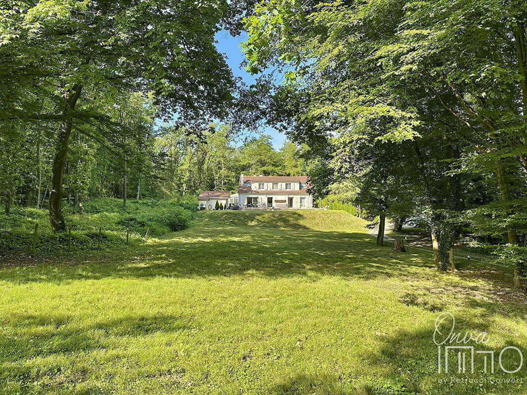 Maison à DARDILLY