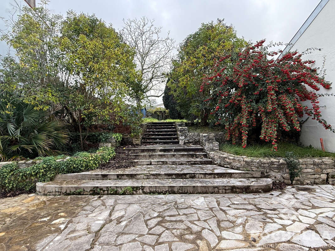 Maison à SAINT-XANDRE