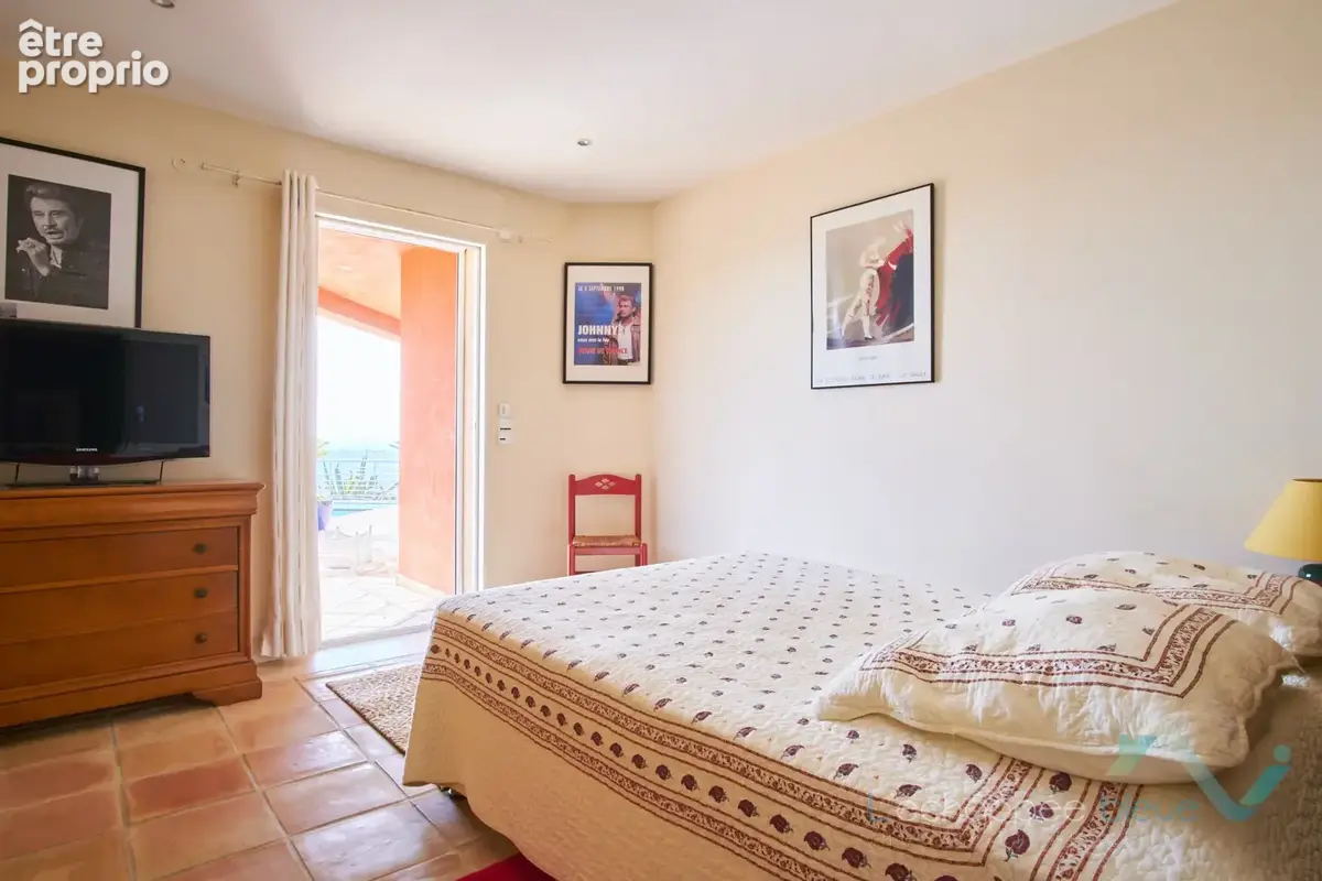Vente Villa 7 pièces avec magnifique vue mer panoramique à Sainte Maxime - photo 12