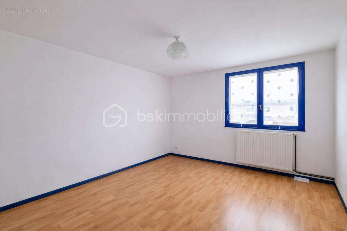 QUIMPER Ouest – Appartement T3 avec cave - 3ème étage - photo 6