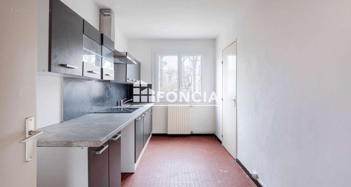 Appartement à BOISSY-SAINT-LEGER