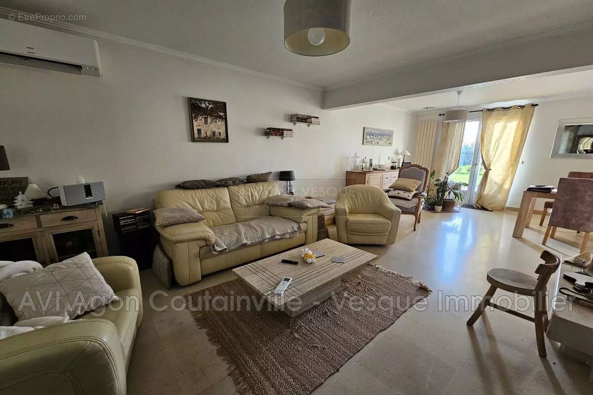 Maison à SAINT-MALO-DE-LA-LANDE