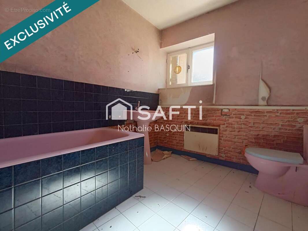 Maison 101 m² à Genouilly  - photo 8