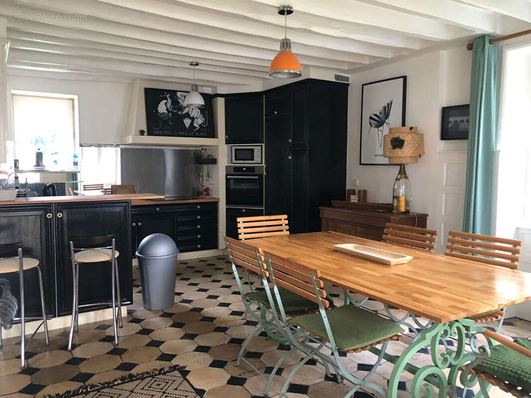 Maison à VIENNE-EN-ARTHIES