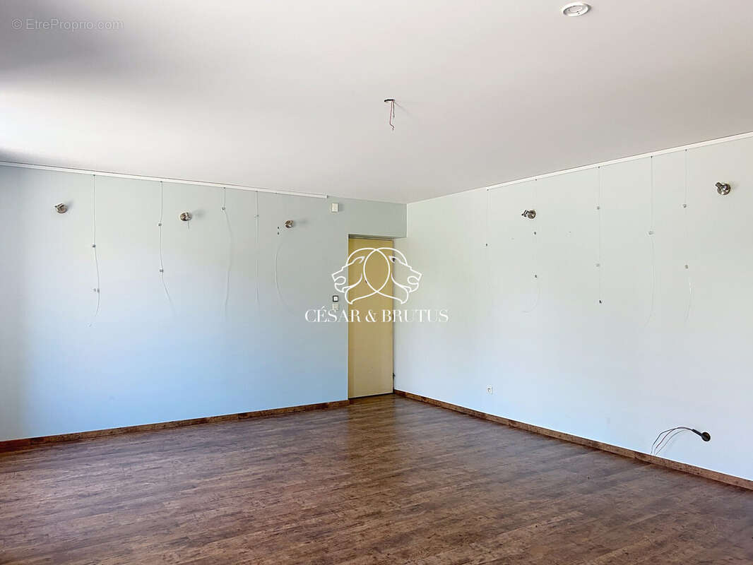 Appartement à THEL