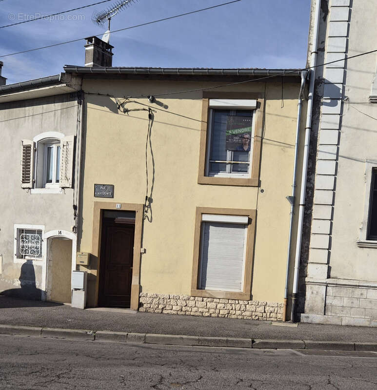 Maison à TOUL