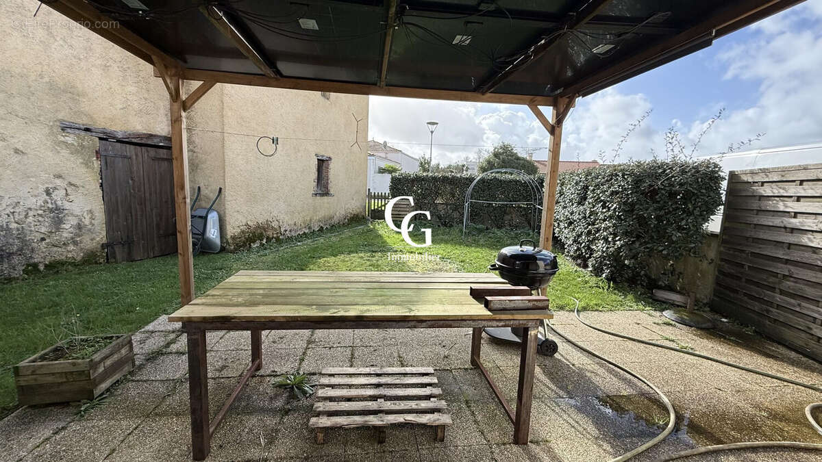 Maison à ROCHESERVIERE