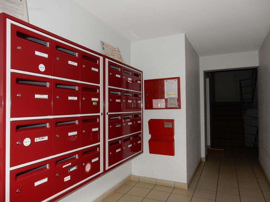 Appartement Saint Etienne 3 pièce(s) 53.06 m2 - photo 3