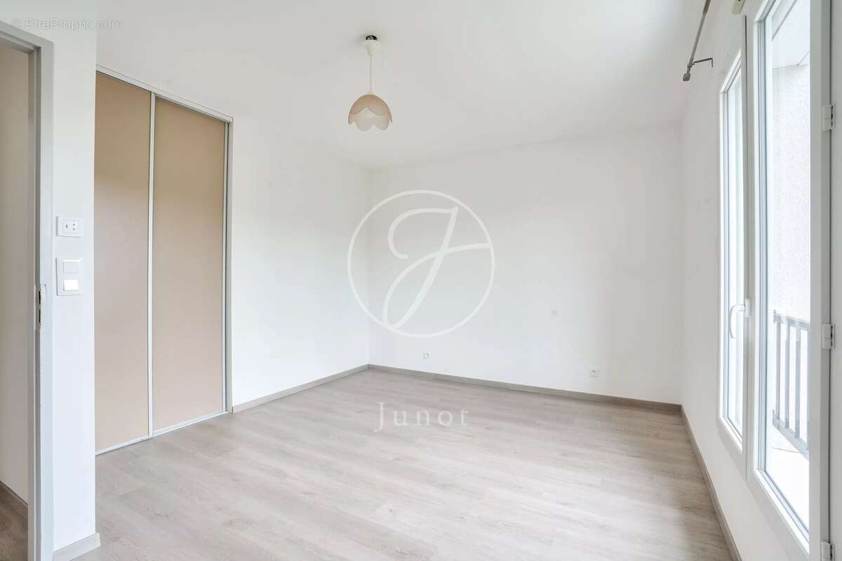 Maison à CROISSY-SUR-SEINE