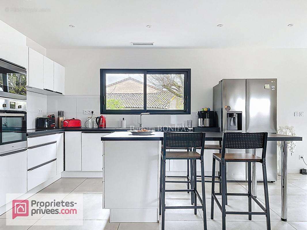 Maison à SAINT-SULPICE