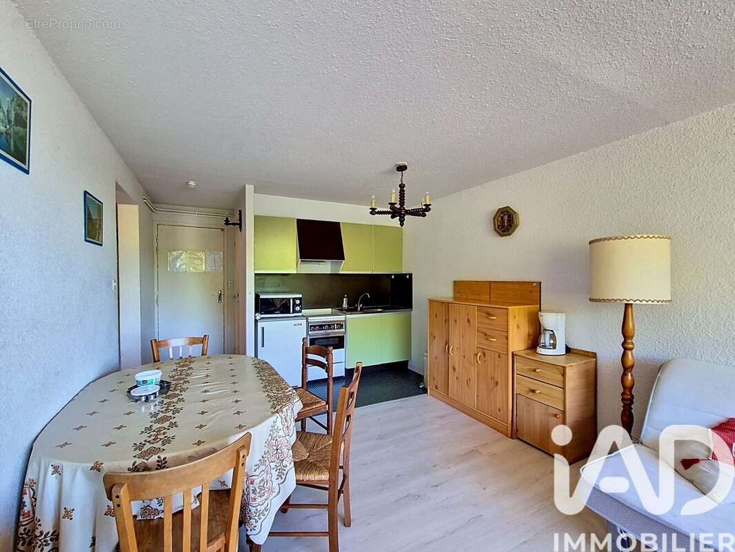 Photo 3 - Appartement à BESSE-ET-SAINT-ANASTAISE