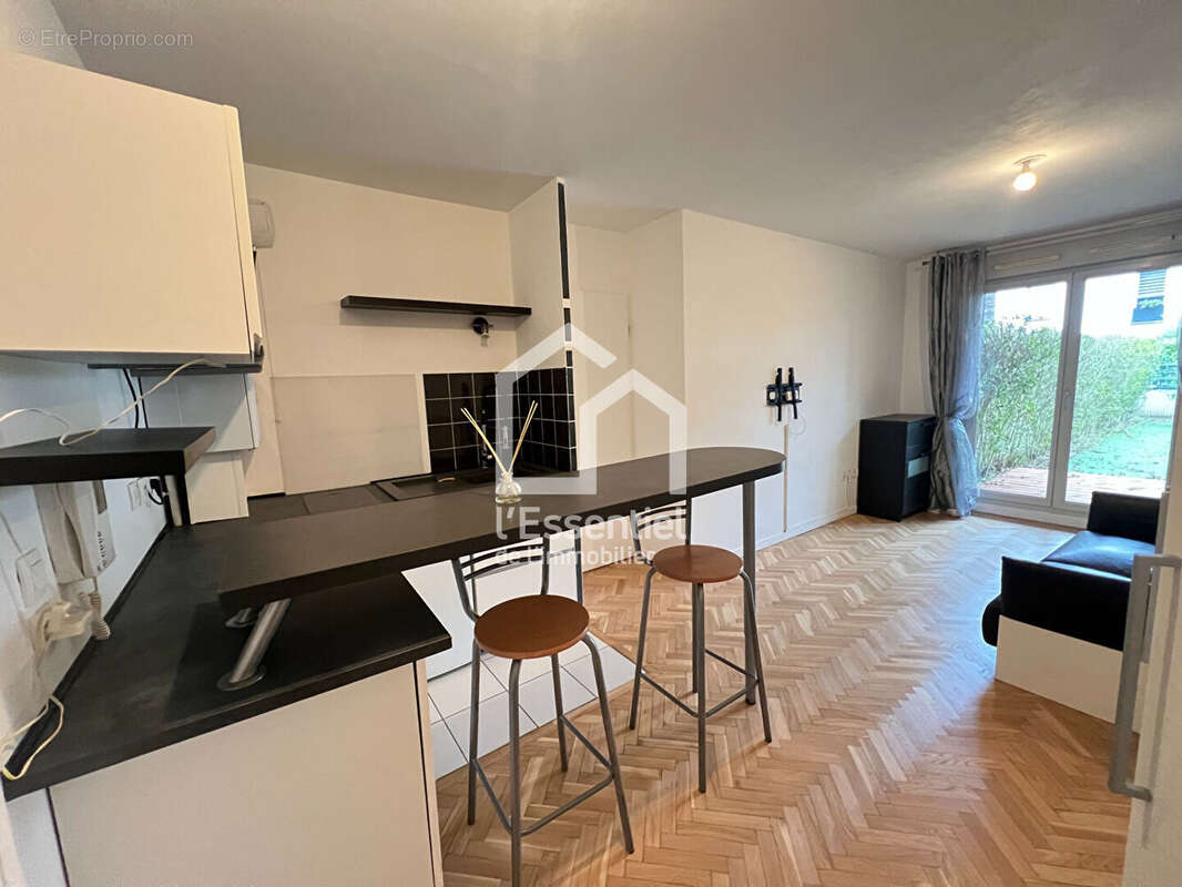 Appartement à VERNEUIL-SUR-SEINE