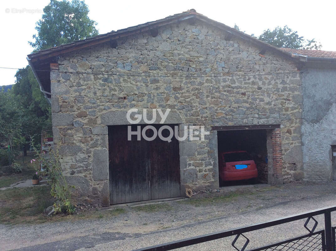 Maison à NOIRETABLE