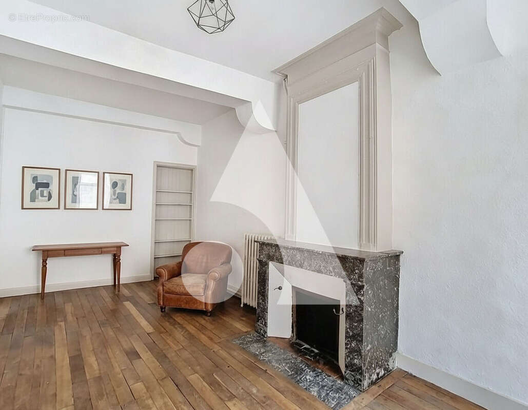 Appartement à NEUFCHATEAU