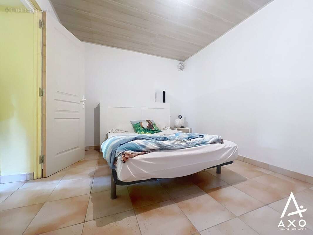 Maison à VILLENEUVE-DE-MARSAN