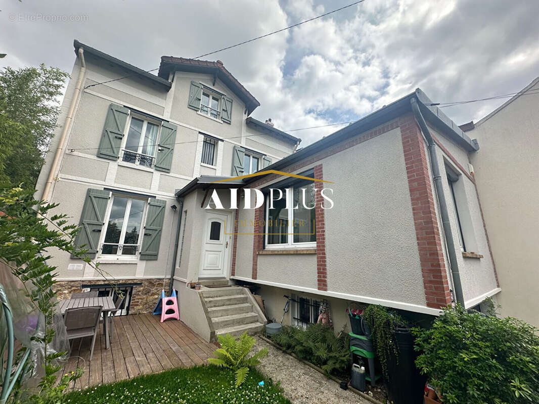 Maison à SAINT-LEU-LA-FORET