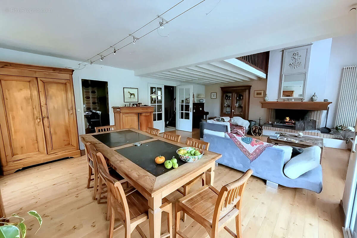 Maison à SAINT-FUSCIEN