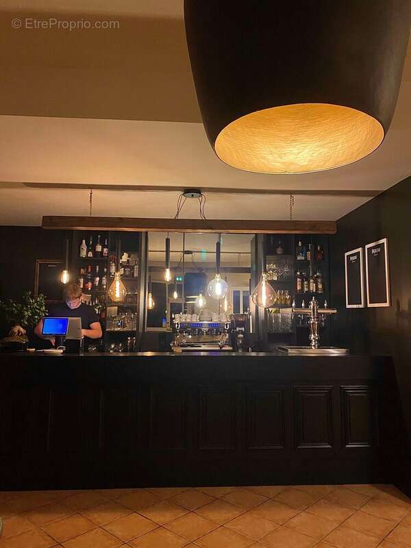 bar - Autre à SAUVETERRE-DE-ROUERGUE