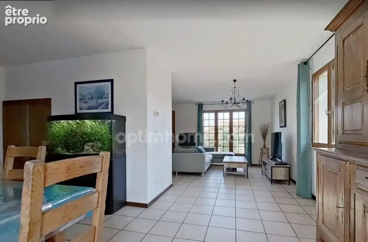 Maison familiale, 5 chambres, terrain de 685 m² et nombreux équipements sur Pessac (33) - photo 3