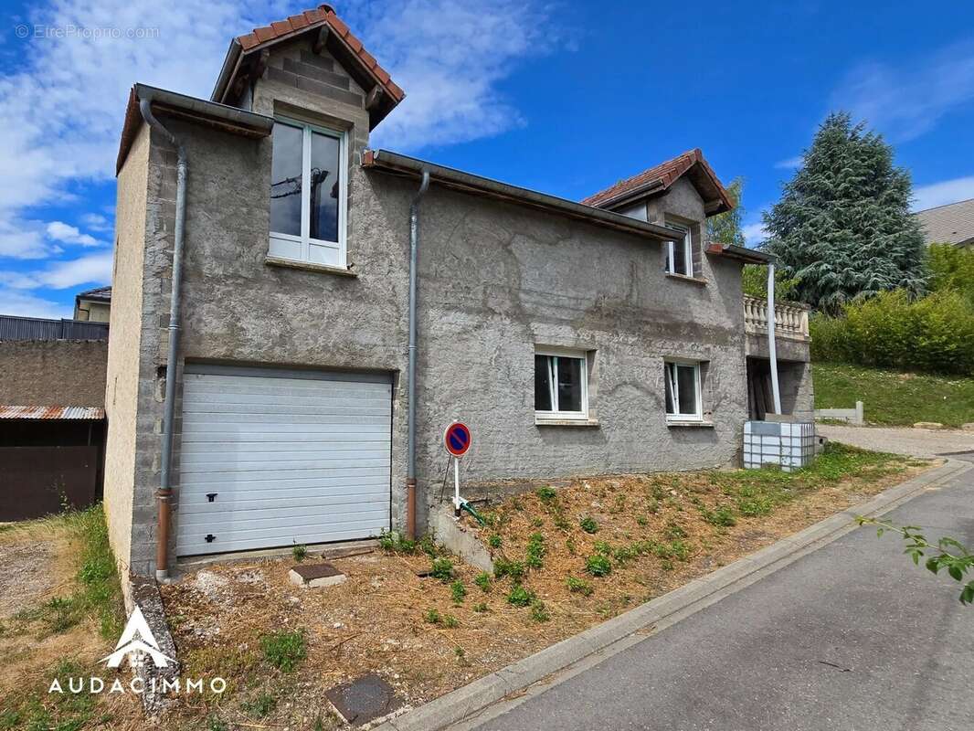 Maison à CHAMPEY-SUR-MOSELLE