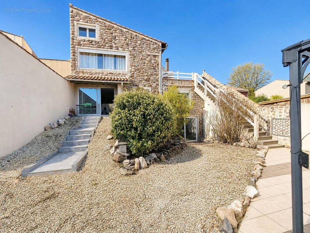 Photo 1 - Maison à LEZIGNAN-CORBIERES