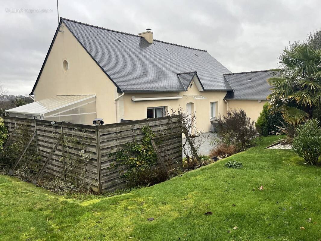 Maison à LEHON