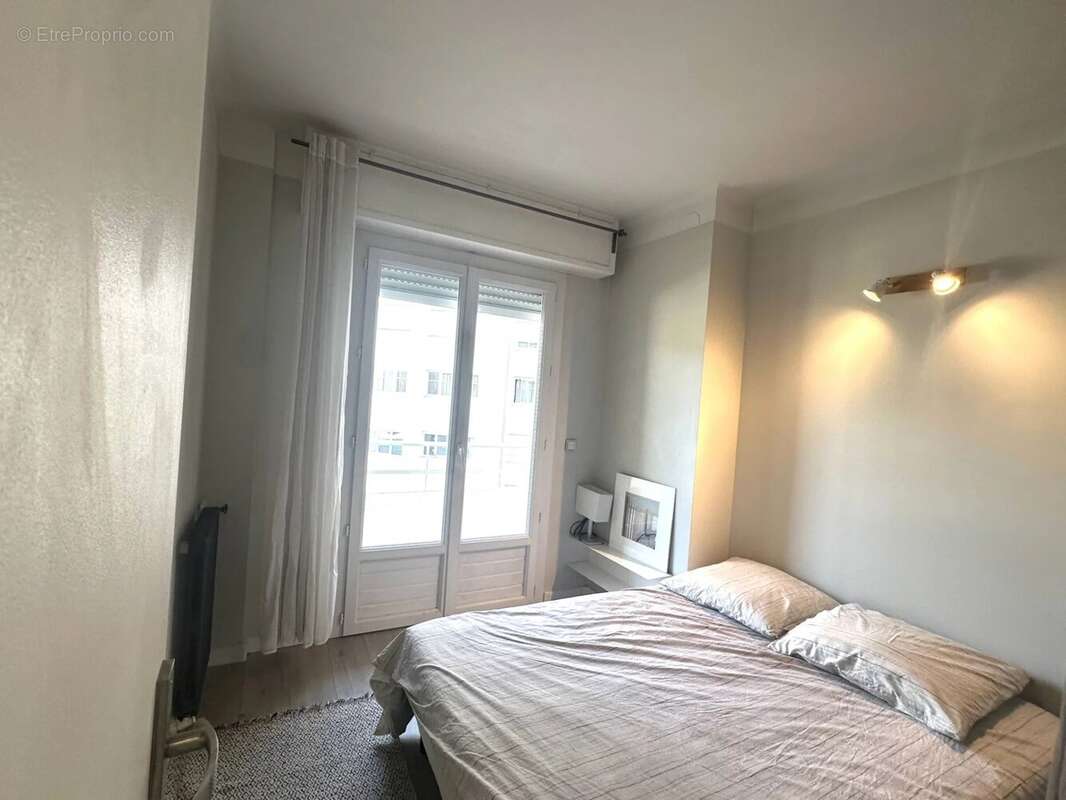 Appartement à LE CANNET