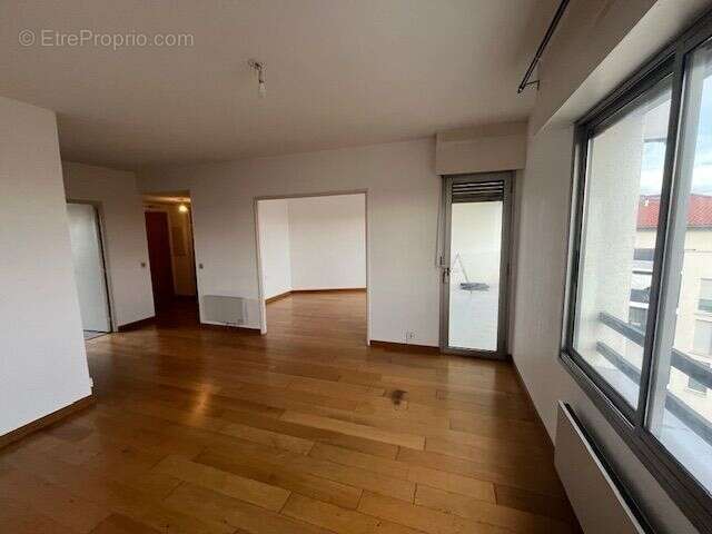 Appartement à COLOMIERS