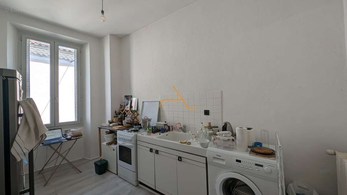Bourdeaux immeuble comprenant 4 appartements - photo 7