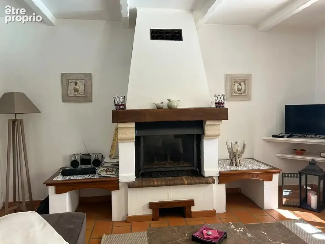 Maison proche du centre du village à Fontvieille - photo 9