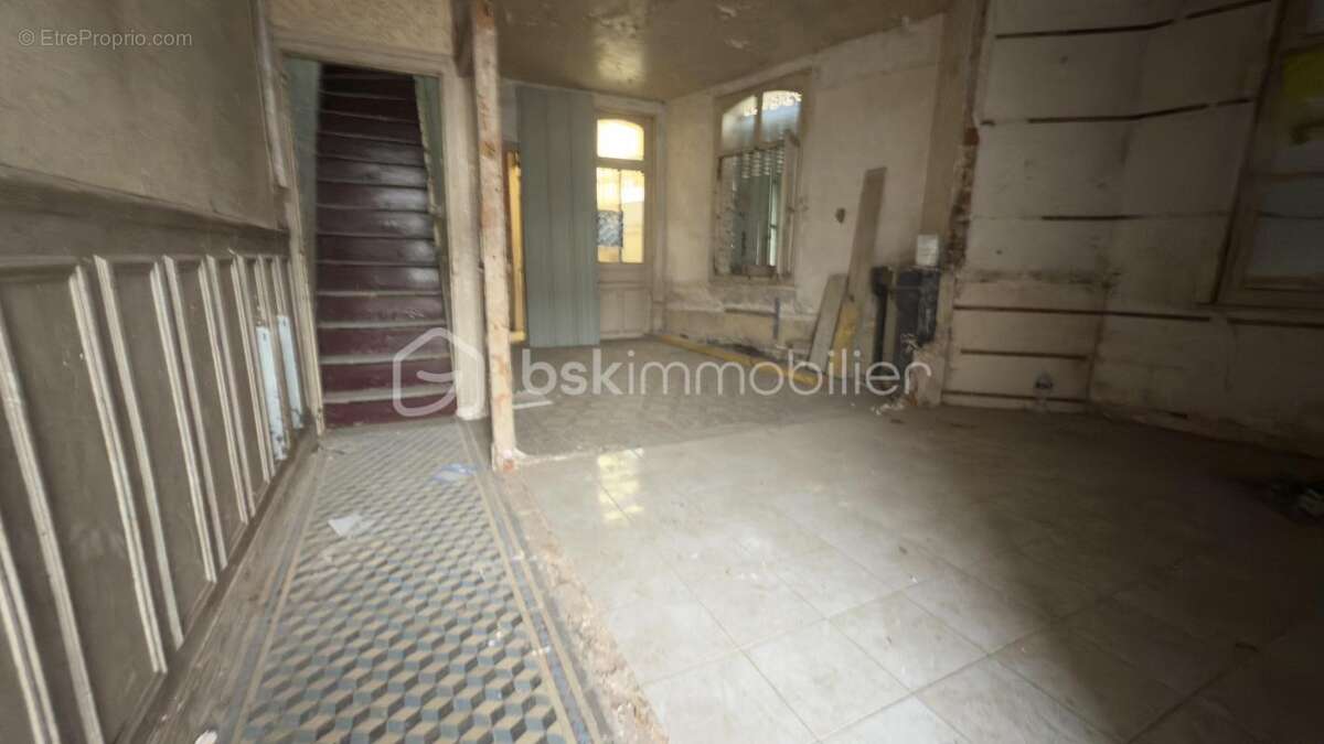 Maison à SAINT-QUENTIN