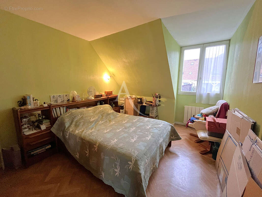 Maison à BRIE-COMTE-ROBERT