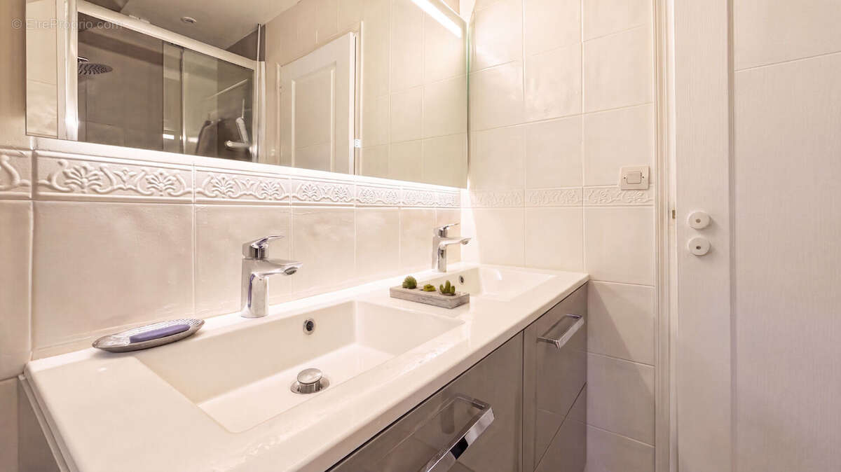 Maison de 7 Chambres - 185m2 - avec Fort Potentiel Locatif - photo 9