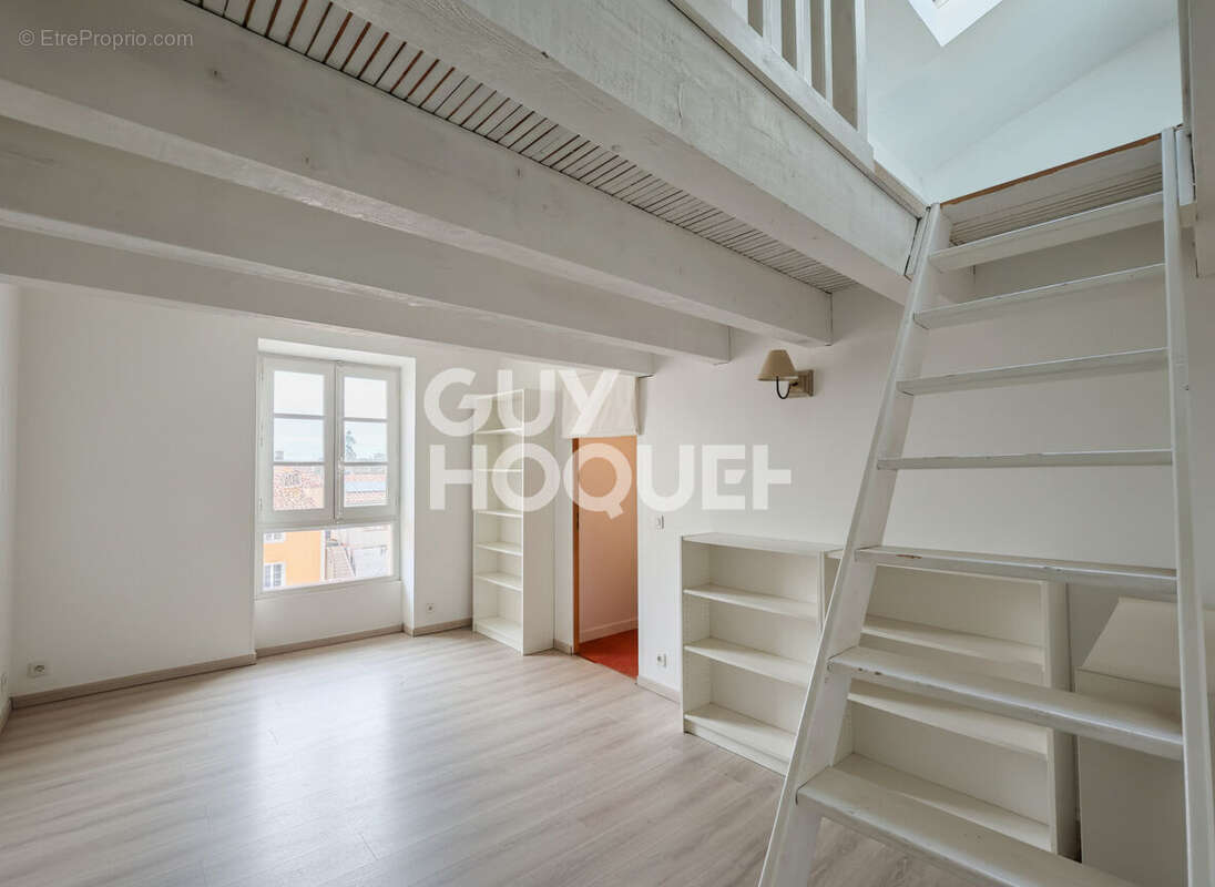 Maison à MALAUCENE