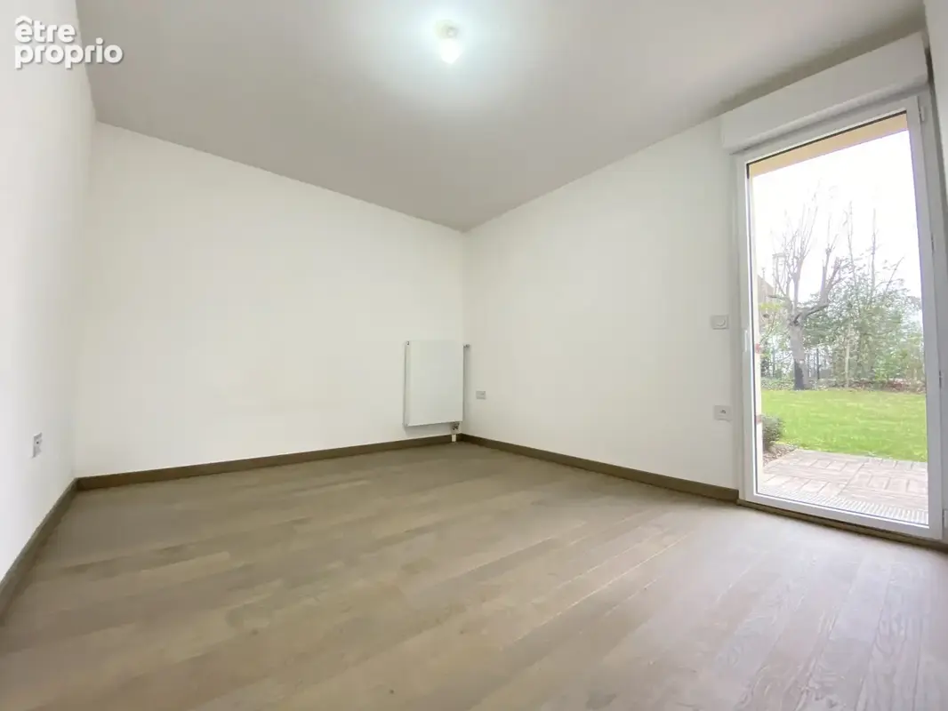 Amiens   Saint-Fuscien  T2 en rez-de-jardin avec terrasse et parking - photo 4