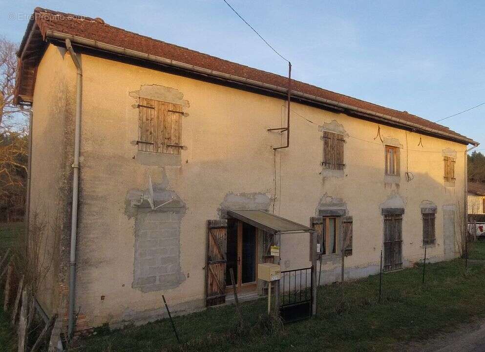 Maison à ROQUEFORT